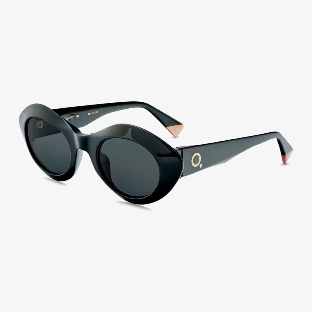 AMPAT BLACK